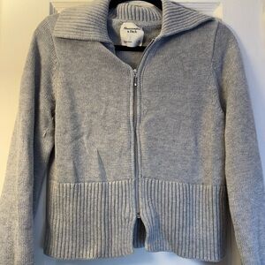 Abercrombie & Fitch Light Gray Knit Sweater